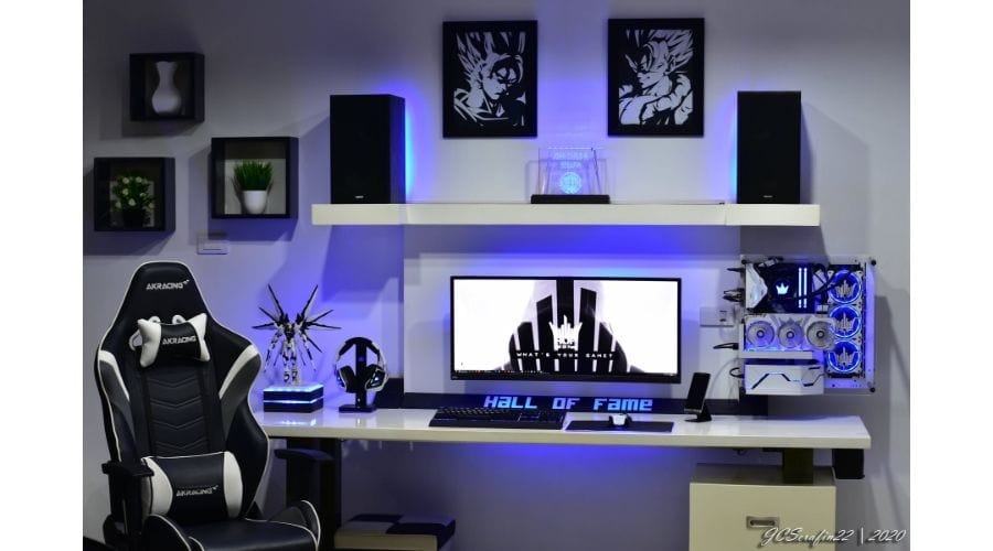 Hall of fame setup by JCSerafin22, included as a top contender as the best white gaming setup.
