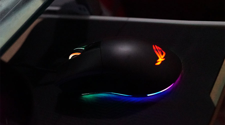 Gaming mouse with RGB lighting. One of the few mice which are good for a palm grip.