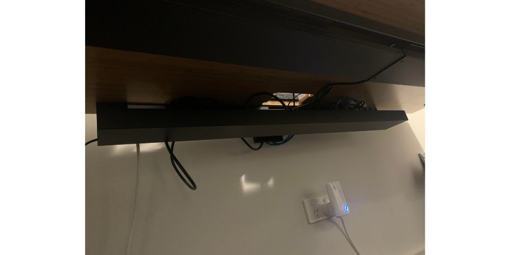 Omnidesk Cable Management Bar